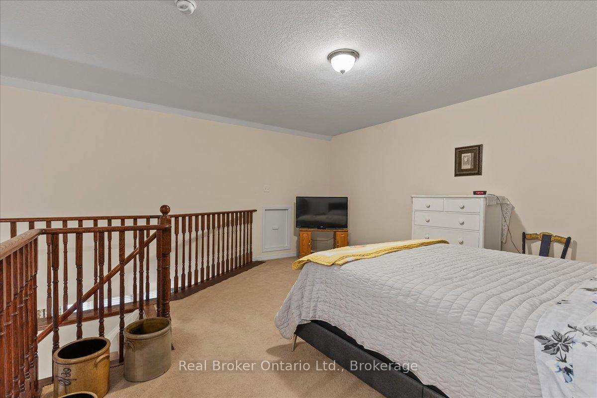 Photo 24 of 51 Hollinrake Avenue, Brant, Brantford Twp — HOMEH