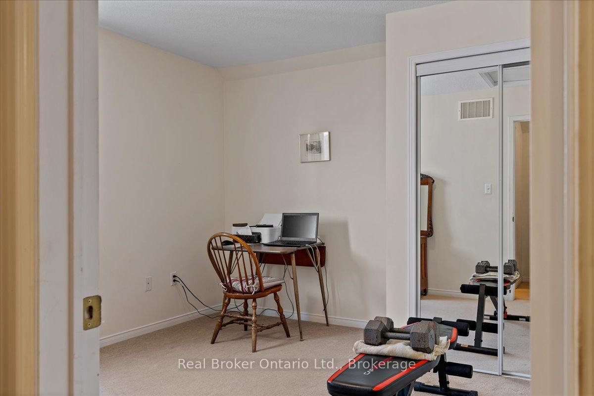 Photo 26 of 51 Hollinrake Avenue, Brant, Brantford Twp — HOMEH
