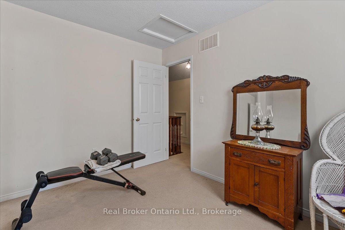 Photo 27 of 51 Hollinrake Avenue, Brant, Brantford Twp — HOMEH