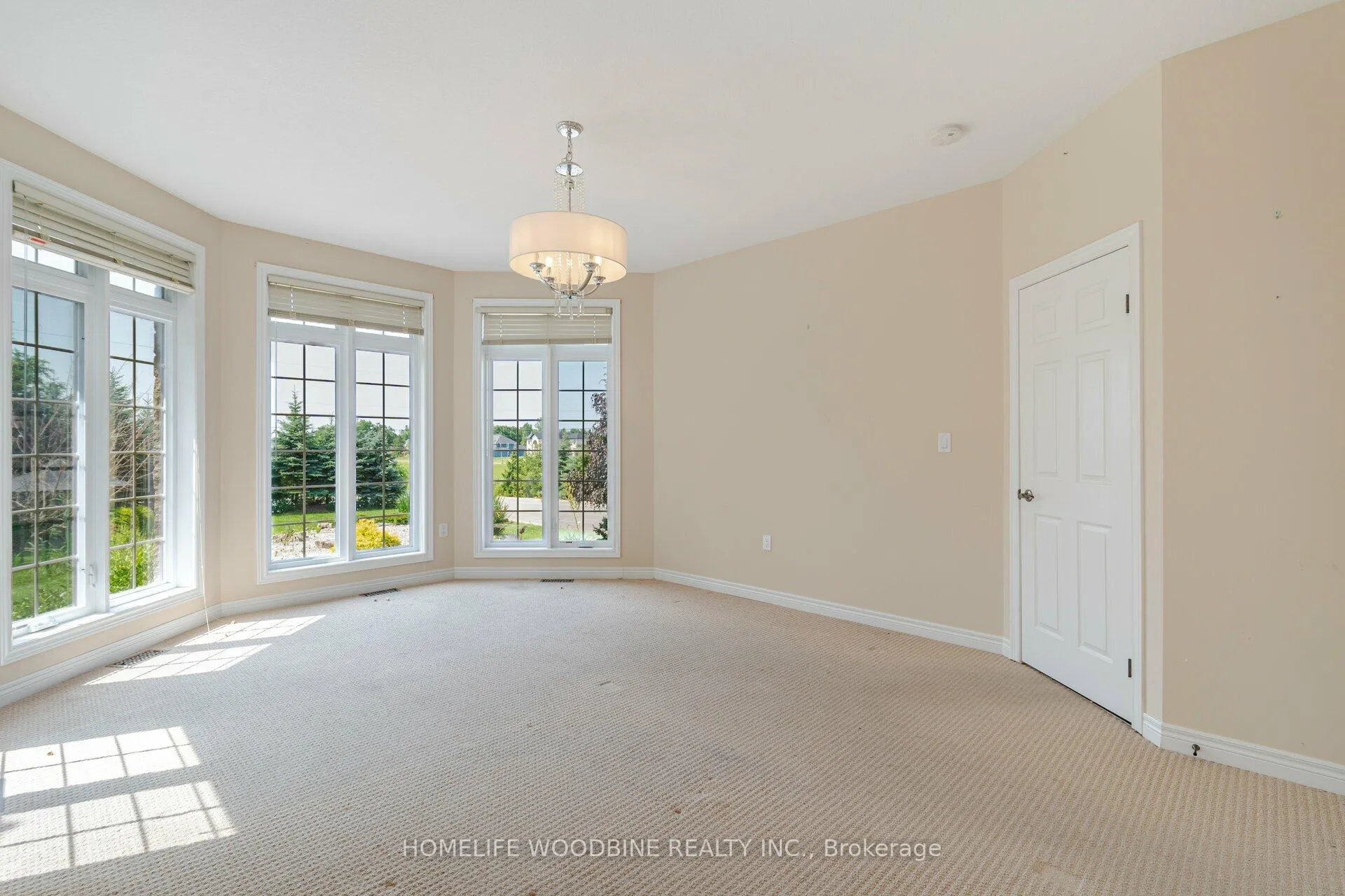 Photo 20 of 339 Highland Road E, Hamilton, Stoney Creek Mountain — HOMEH