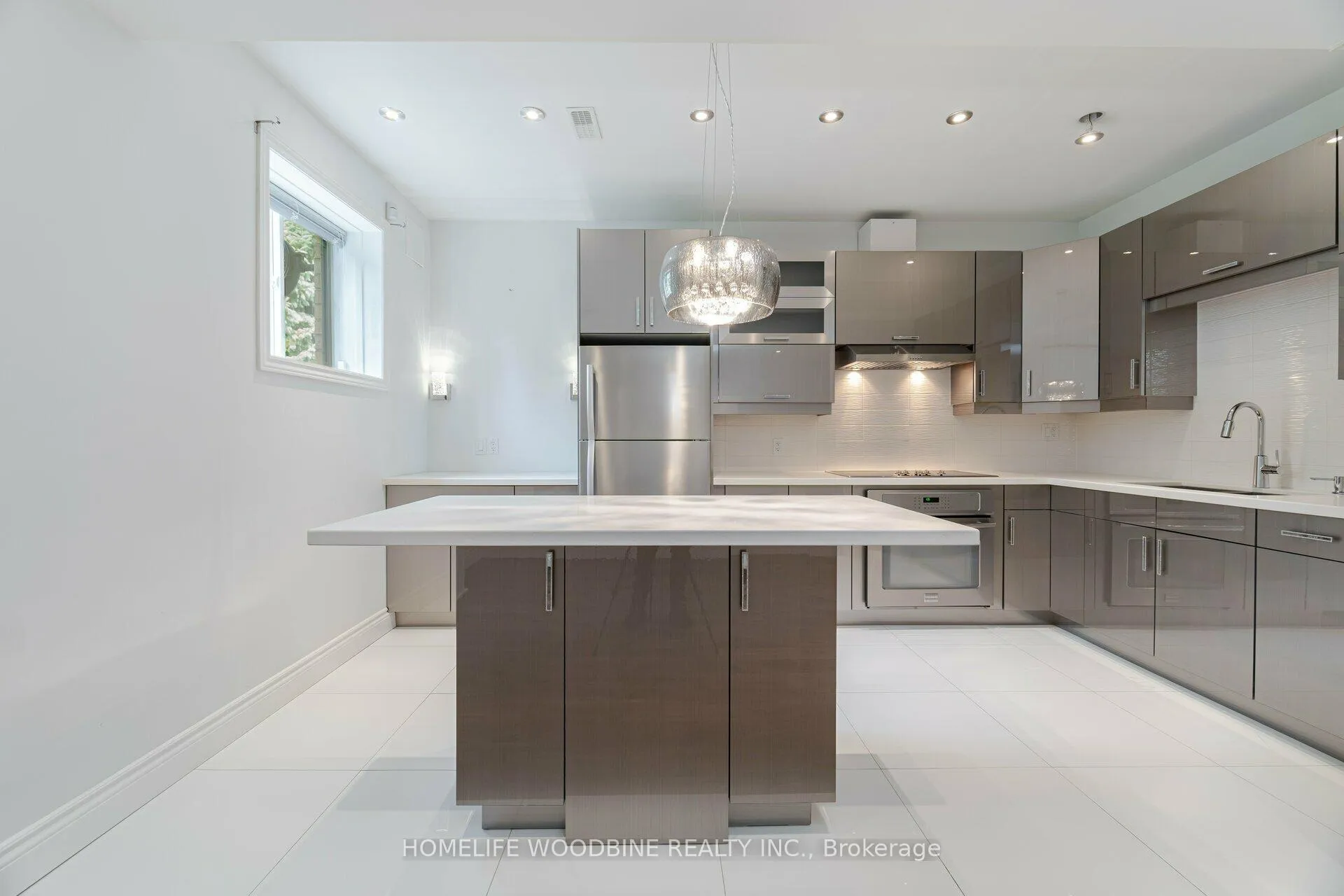 Photo 25 of 339 Highland Road E, Hamilton, Stoney Creek Mountain — HOMEH