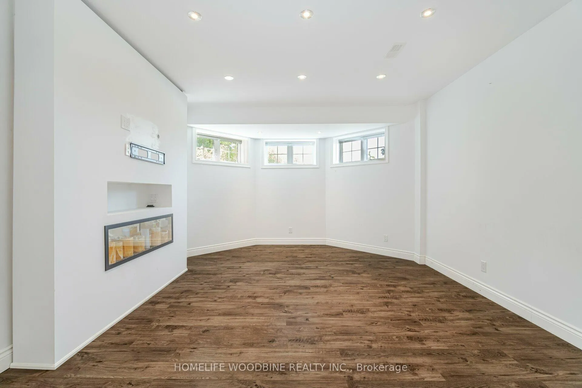 Photo 30 of 339 Highland Road E, Hamilton, Stoney Creek Mountain — HOMEH