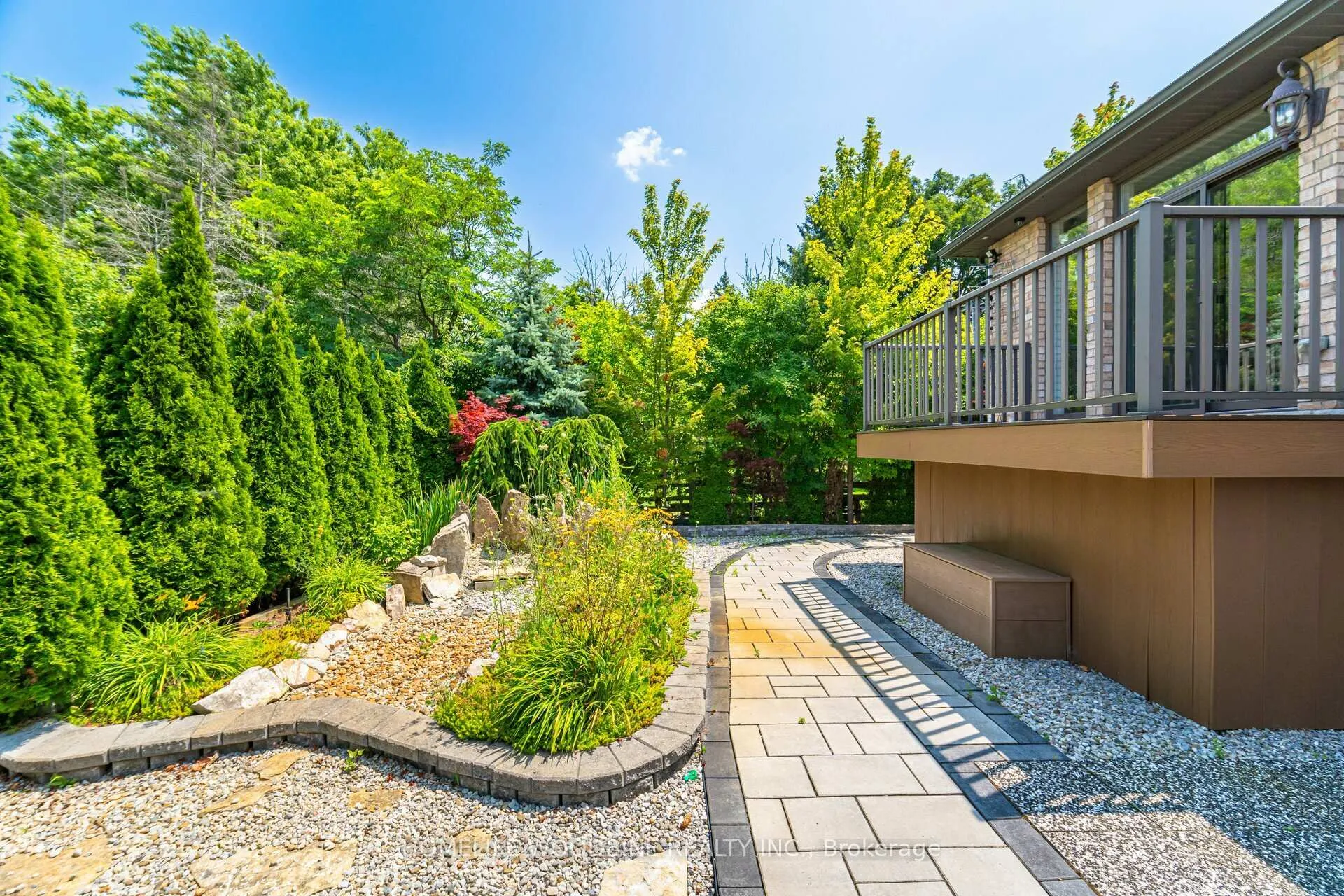 Photo 38 of 339 Highland Road E, Hamilton, Stoney Creek Mountain — HOMEH