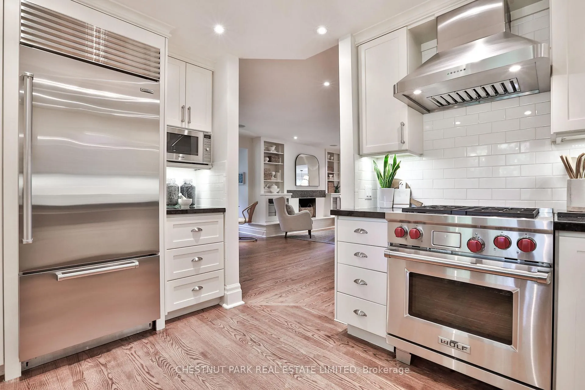 Photo 17 of 12 Wychwood Park, Toronto, Wychwood — HOMEH