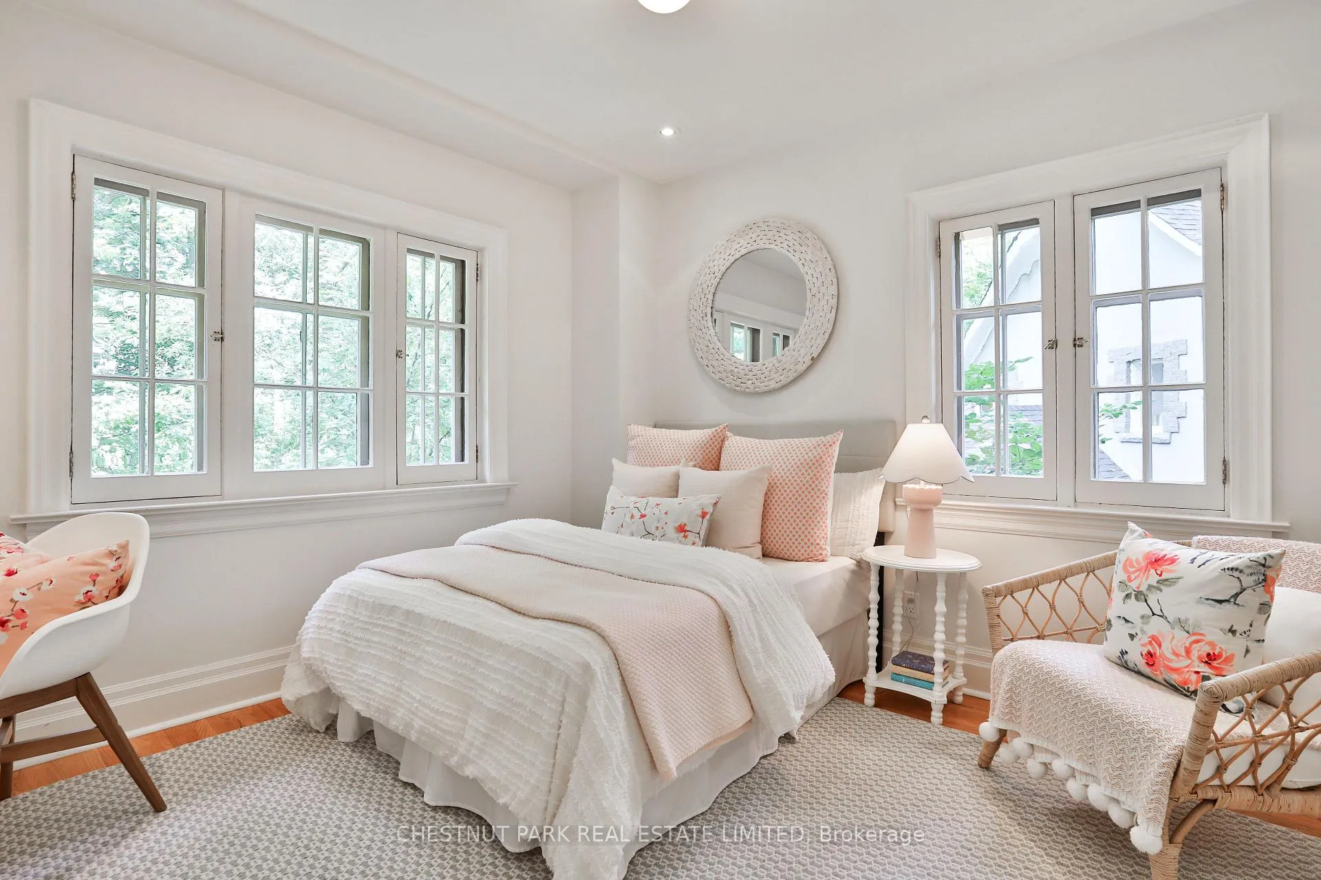 Photo 23 of 12 Wychwood Park, Toronto, Wychwood — HOMEH