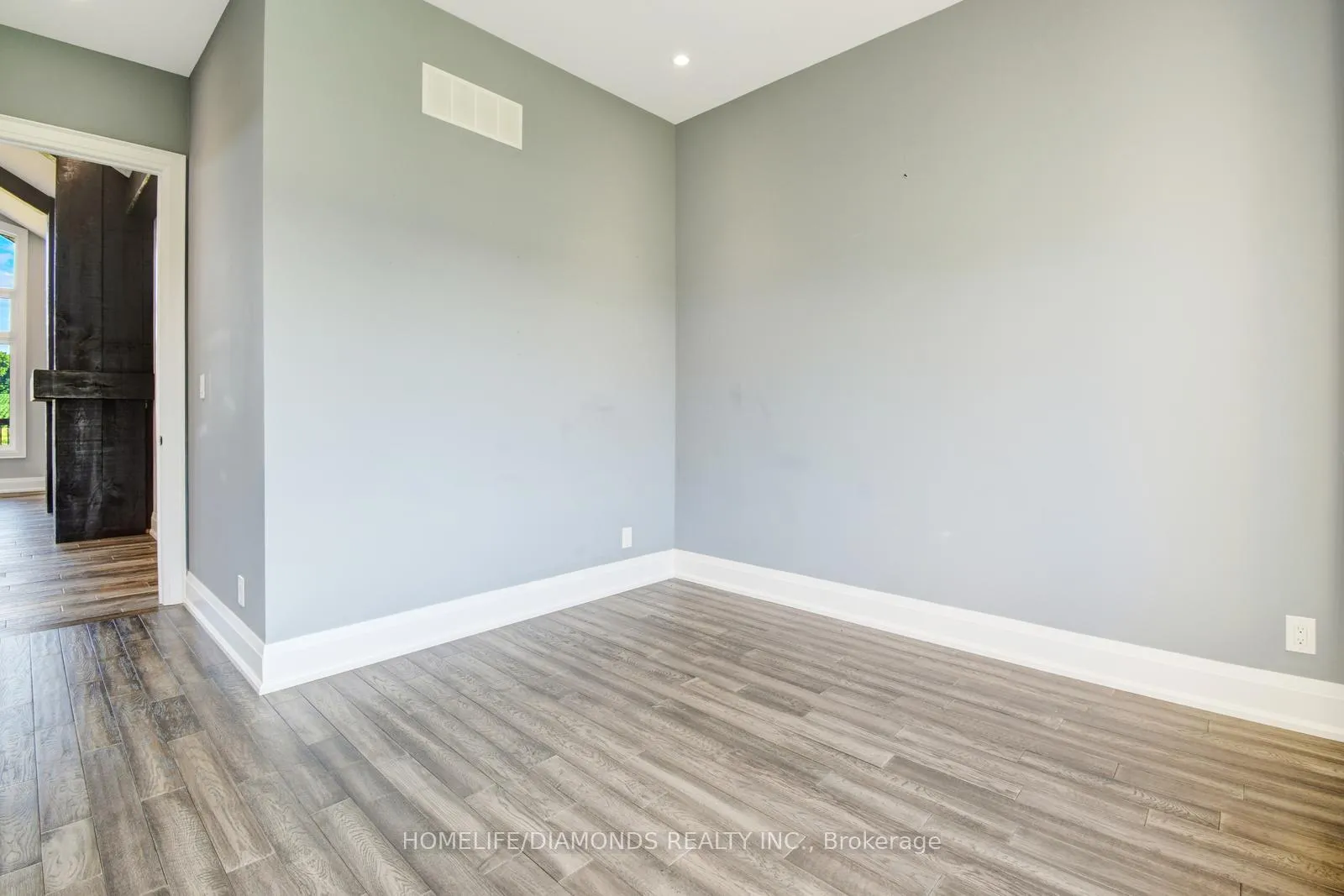 Photo 24 of 6577 3RD Line, New Tecumseth, Rural New Tecumseth — HOMEH