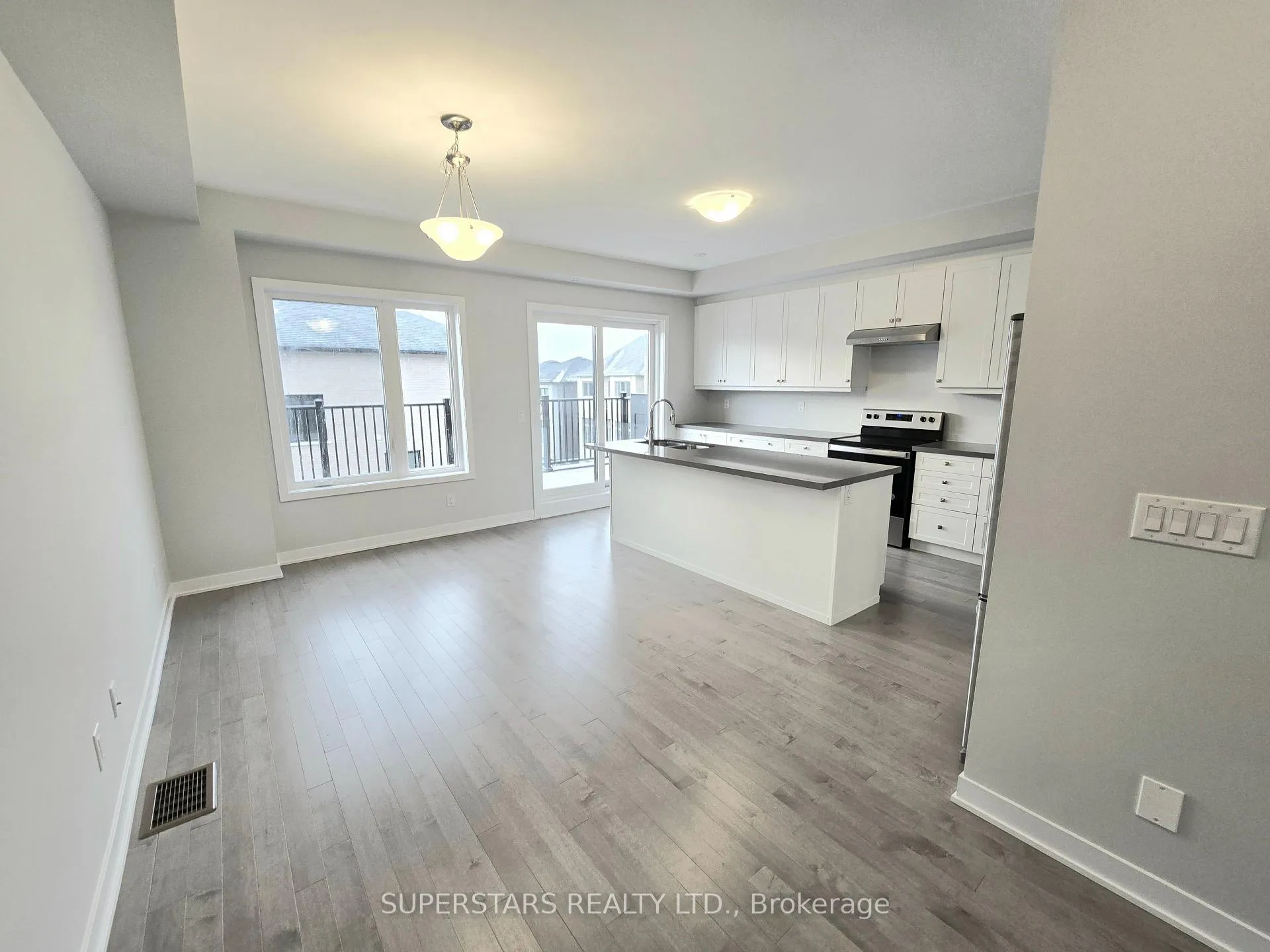 Photo 8 of 79 York Downs Boulevard, Markham, Angus Glen — HOMEH