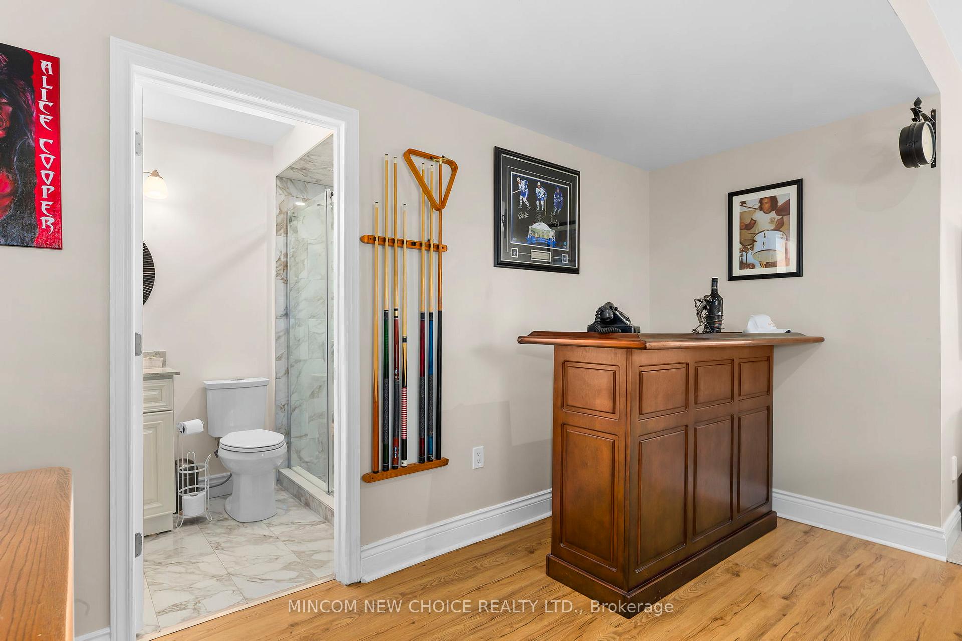 Photo 27 of 21 Barlow Court, Clarington, Bowmanville — HOMEH