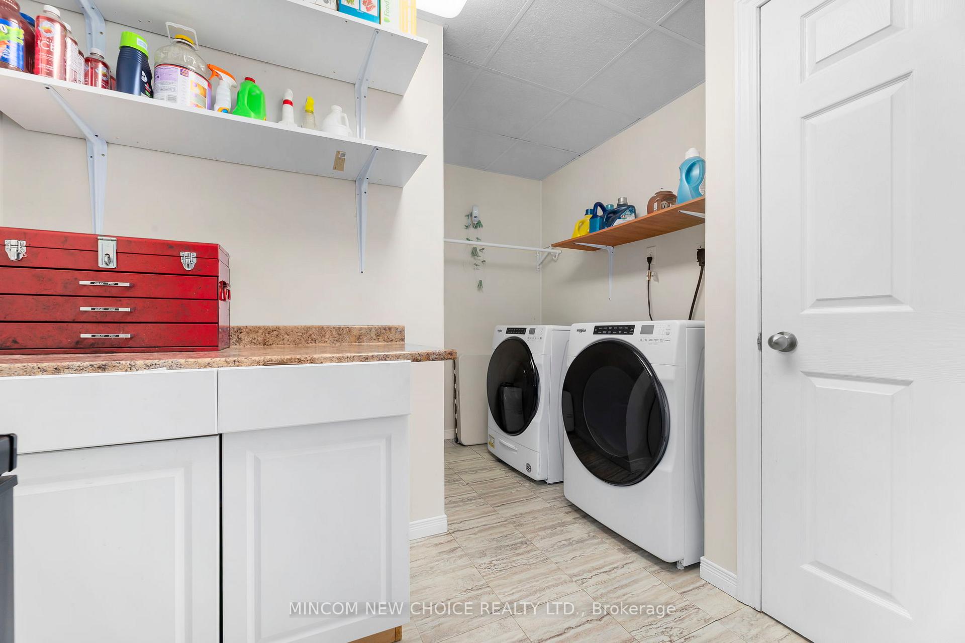 Photo 31 of 21 Barlow Court, Clarington, Bowmanville — HOMEH