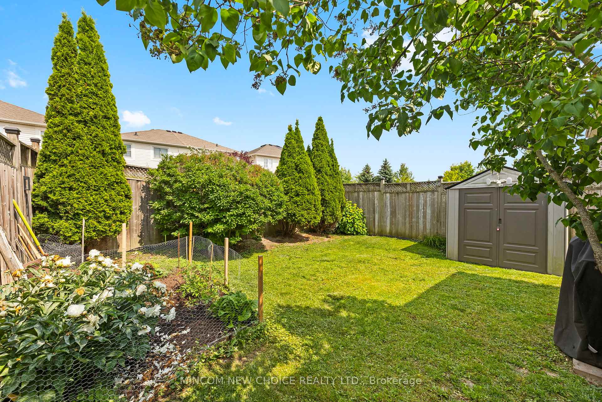 Photo 33 of 21 Barlow Court, Clarington, Bowmanville — HOMEH