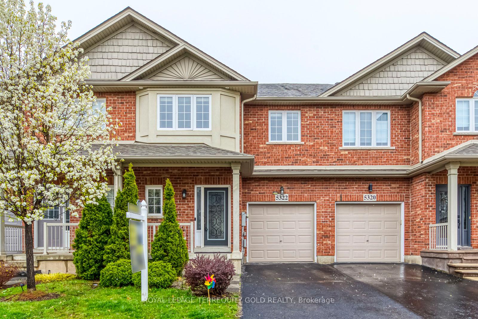 Photo 1 of 5322 Applegarth Drive, Burlington, Orchard — HOMEH
