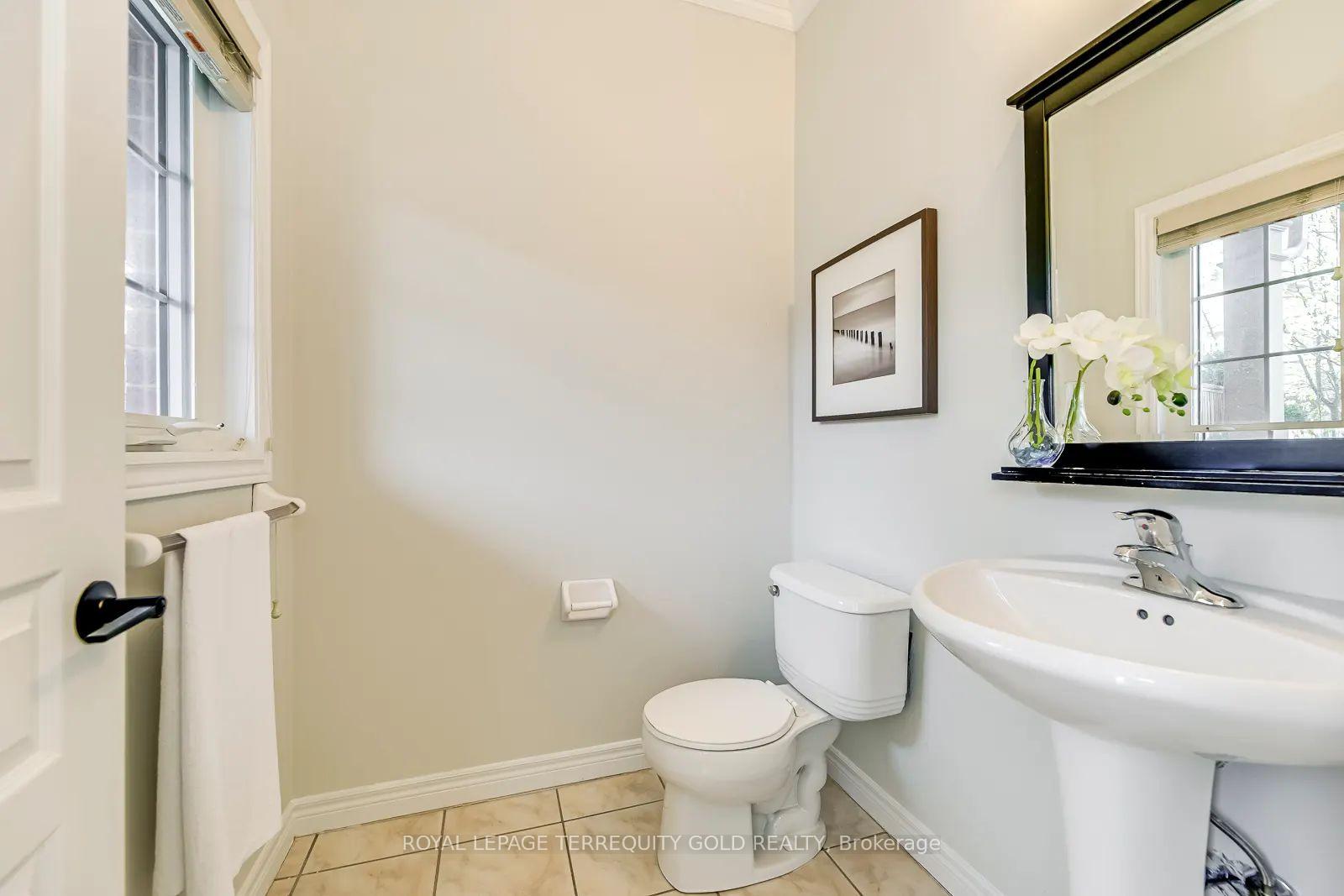 Photo 20 of 5322 Applegarth Drive, Burlington, Orchard — HOMEH
