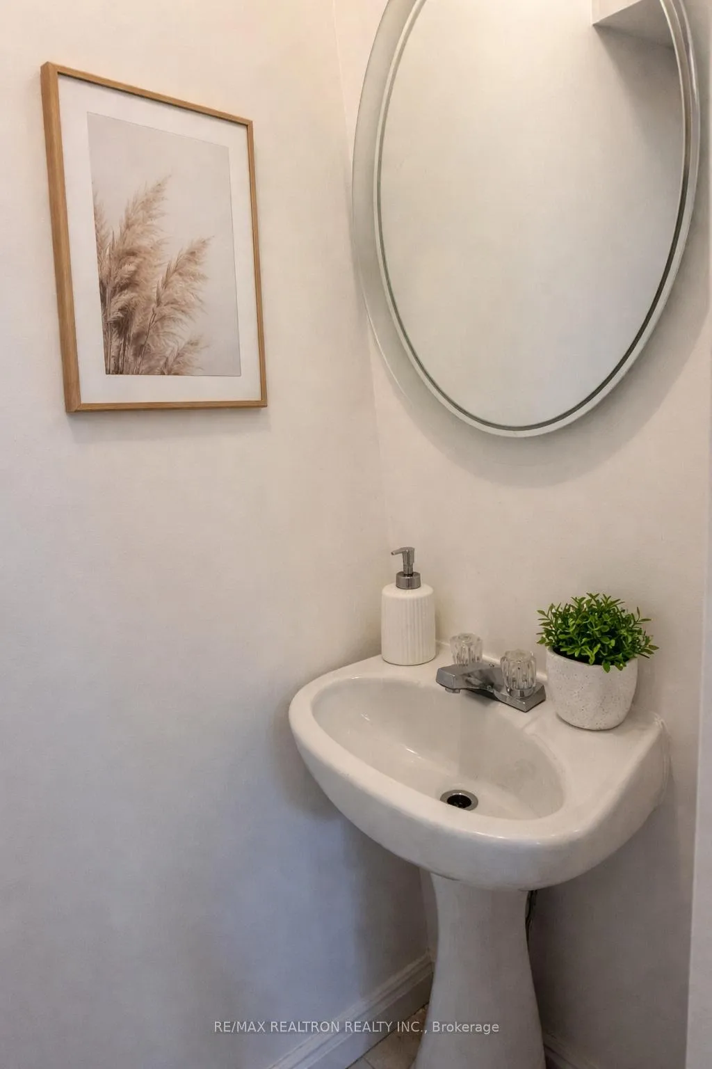 Photo 13 of Unit Basement, 89 Rejane Crescent, Vaughan, Crestwood-Springfarm-Yorkhill — HOMEH