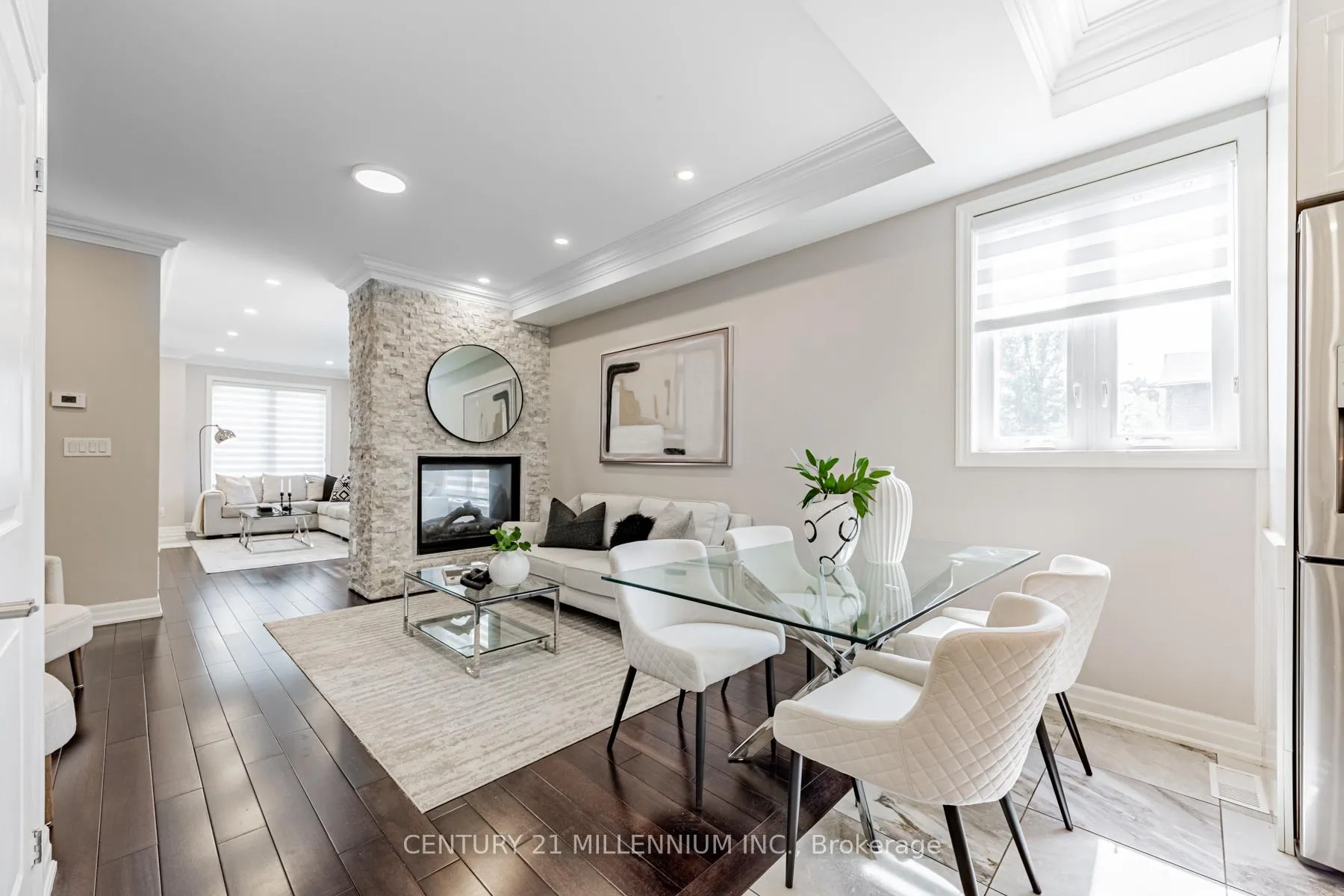 Photo 5 of 24 Allenvale Avenue, Toronto, Oakwood Village — HOMEH