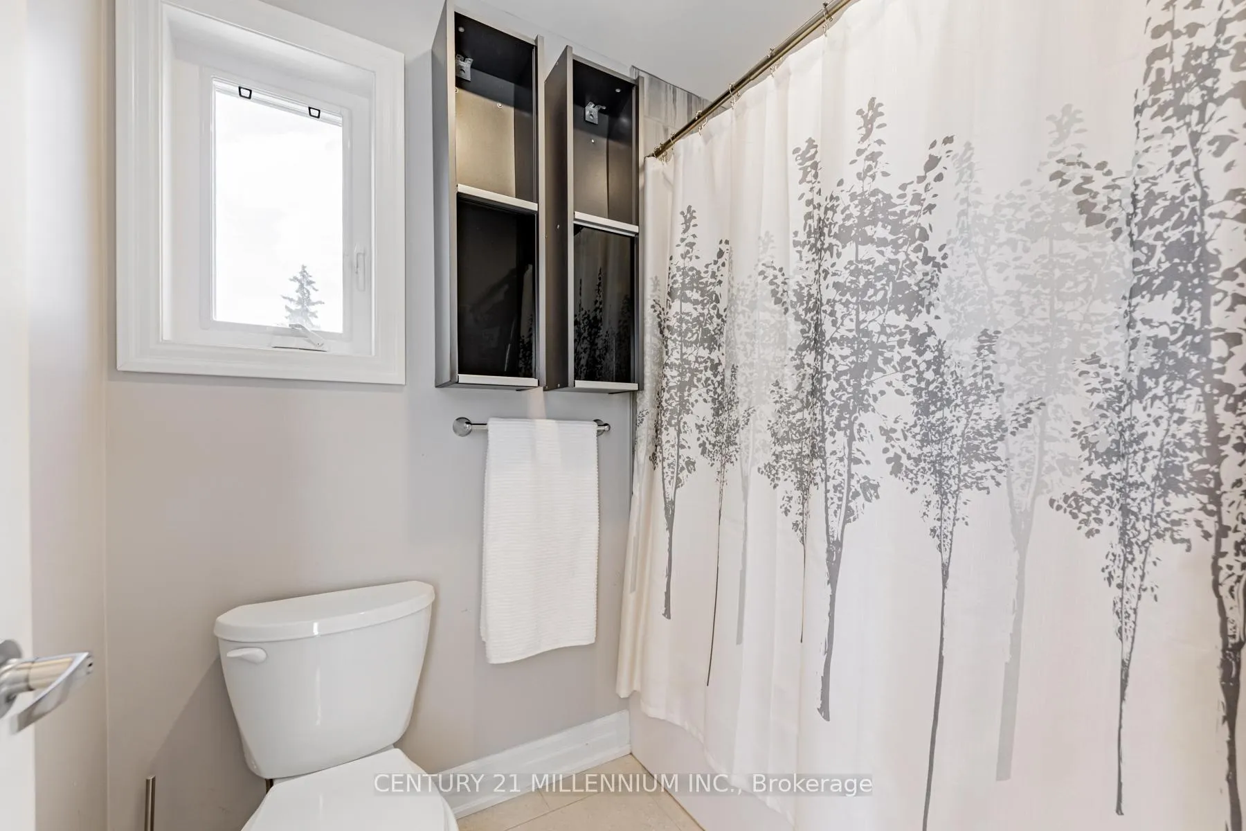 Photo 13 of 24 Allenvale Avenue, Toronto, Oakwood Village — HOMEH