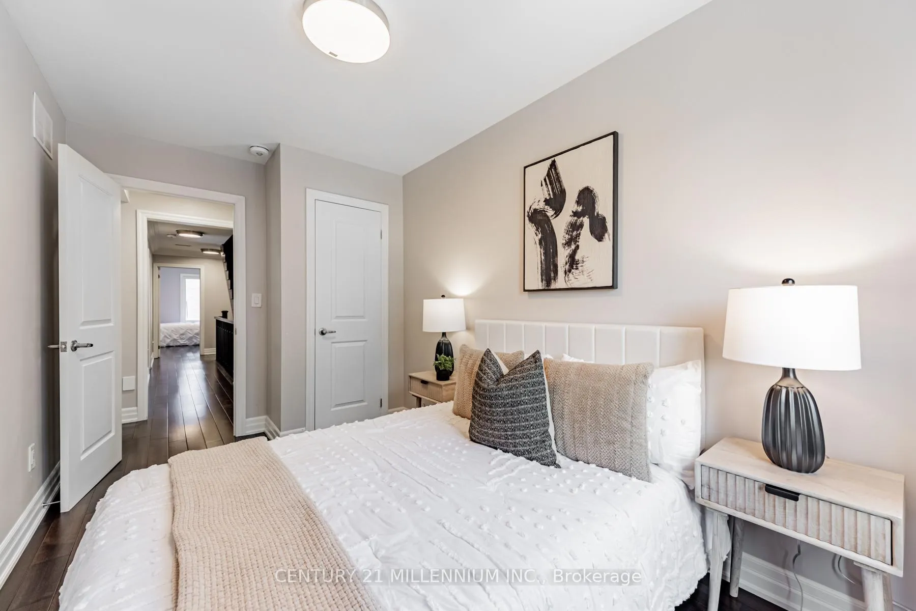 Photo 17 of 24 Allenvale Avenue, Toronto, Oakwood Village — HOMEH
