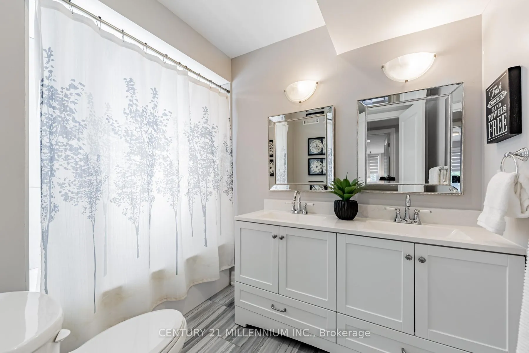 Photo 18 of 24 Allenvale Avenue, Toronto, Oakwood Village — HOMEH