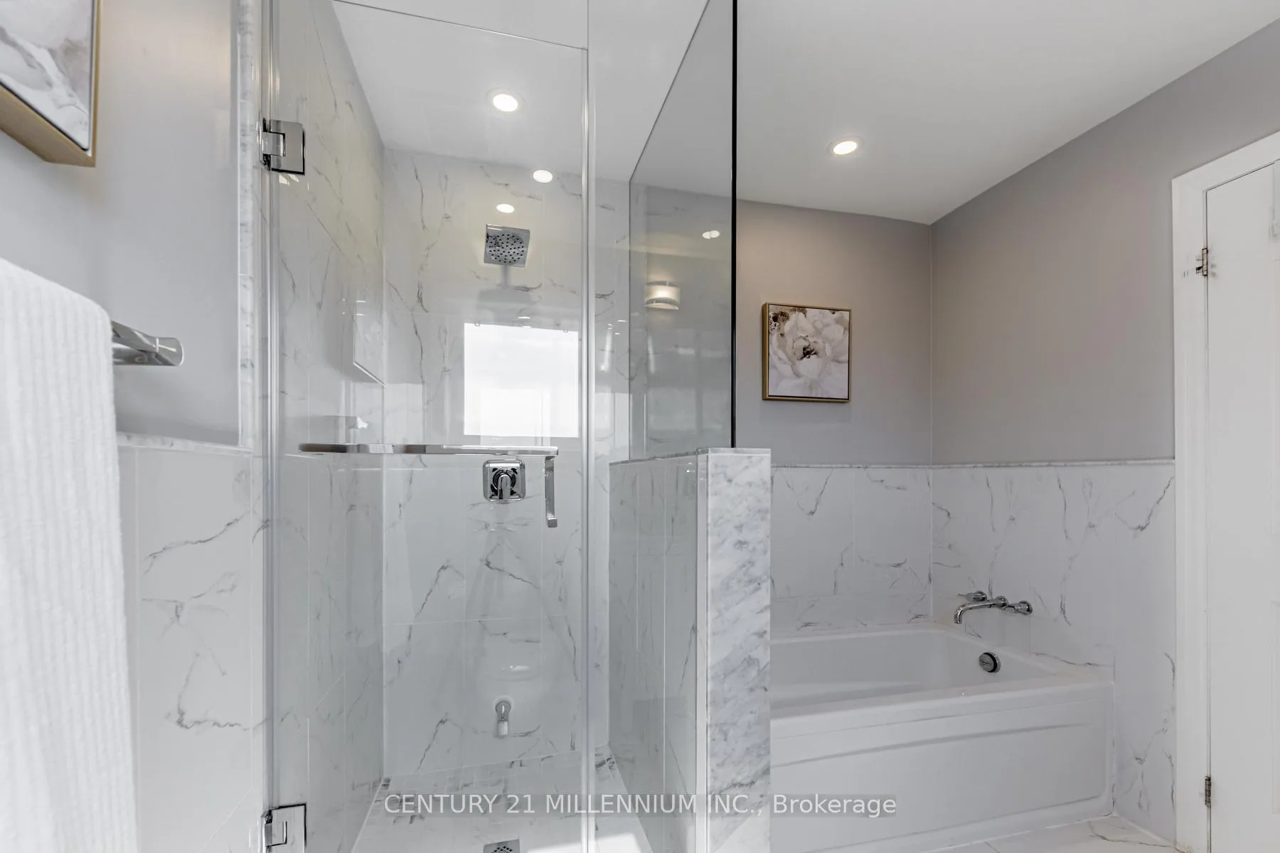 Photo 21 of 24 Allenvale Avenue, Toronto, Oakwood Village — HOMEH
