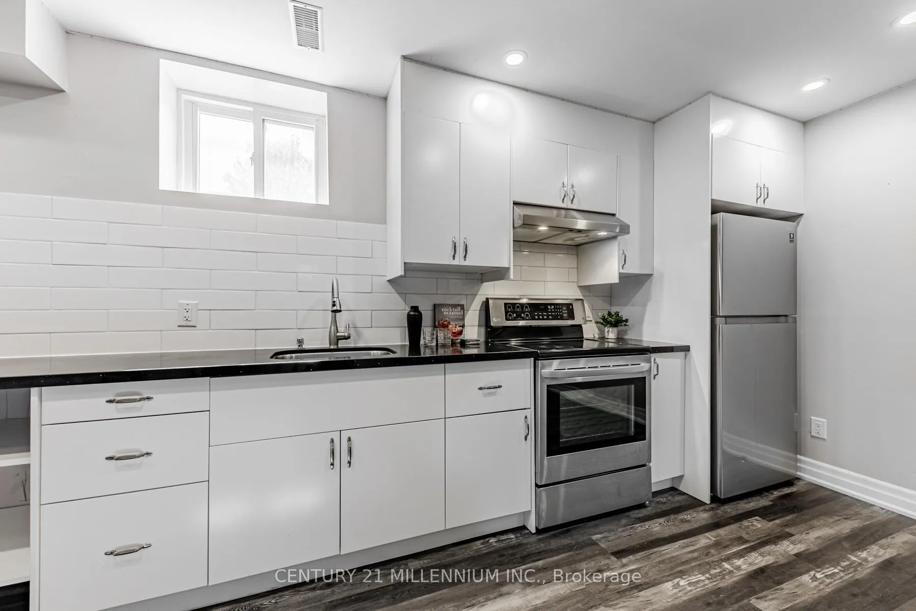 Photo 26 of 24 Allenvale Avenue, Toronto, Oakwood Village — HOMEH