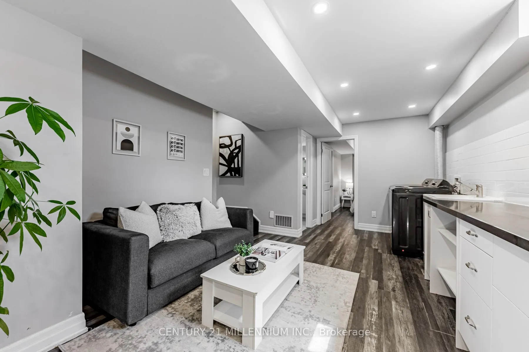 Photo 27 of 24 Allenvale Avenue, Toronto, Oakwood Village — HOMEH