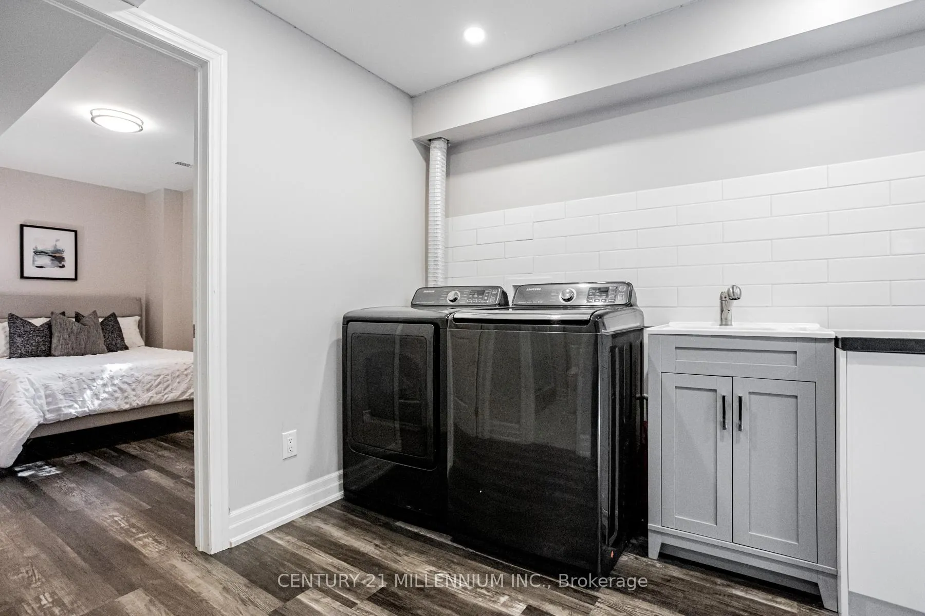 Photo 28 of 24 Allenvale Avenue, Toronto, Oakwood Village — HOMEH