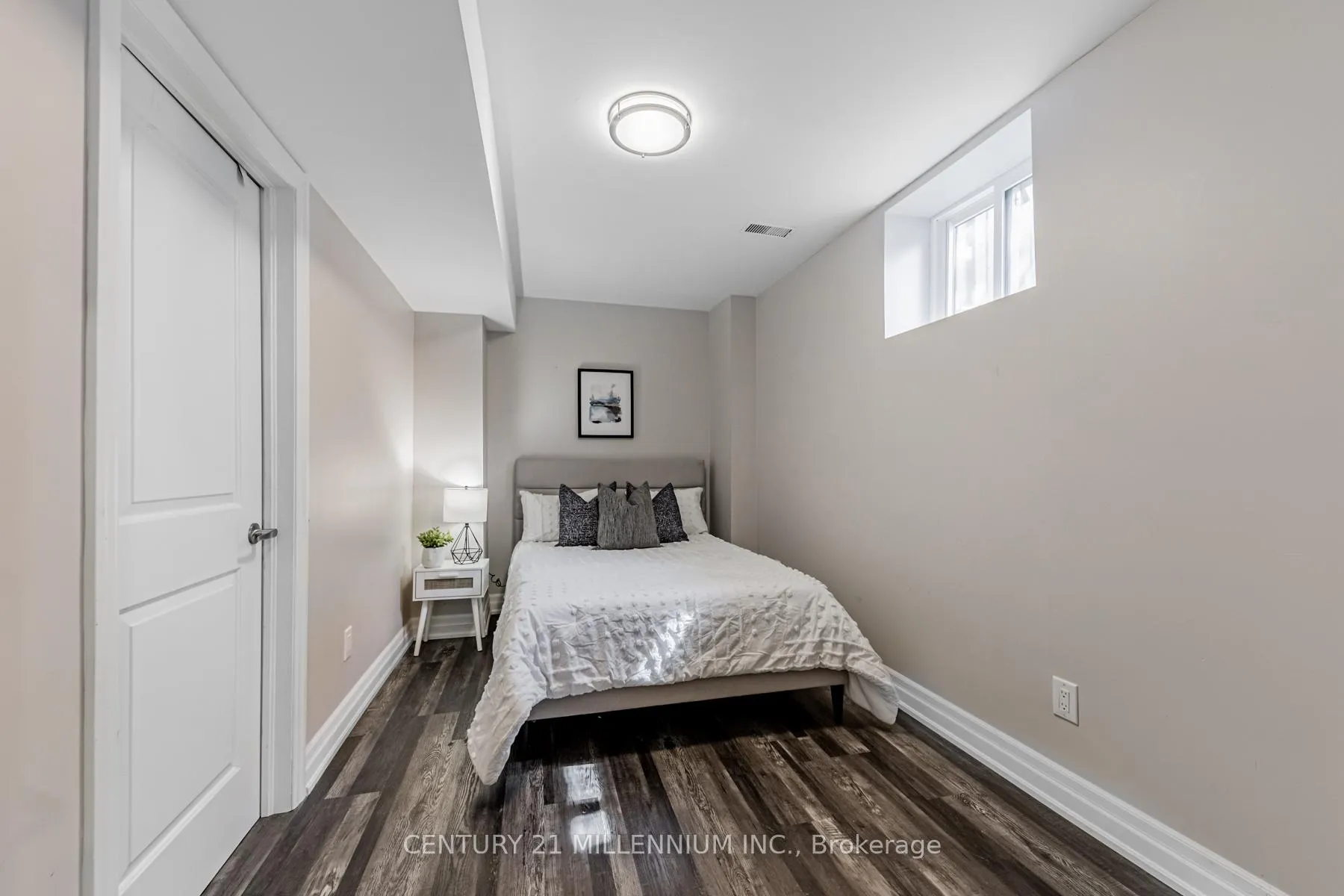 Photo 30 of 24 Allenvale Avenue, Toronto, Oakwood Village — HOMEH