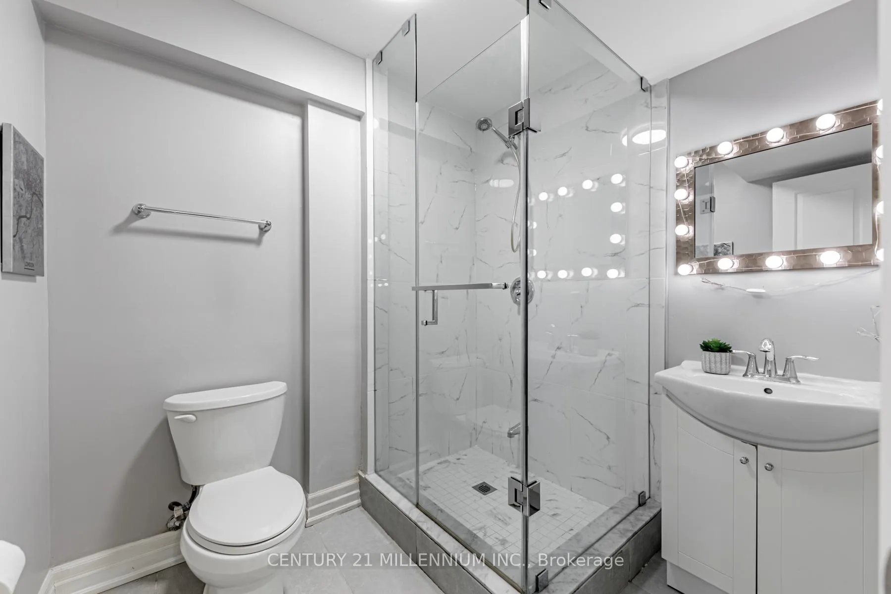 Photo 31 of 24 Allenvale Avenue, Toronto, Oakwood Village — HOMEH