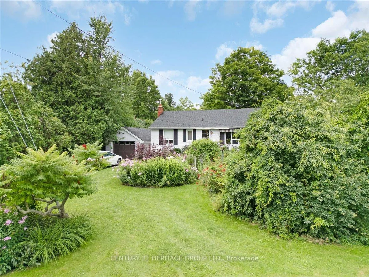 Photo 2 of 551 Evans Road, Hamilton, Waterdown — HOMEH