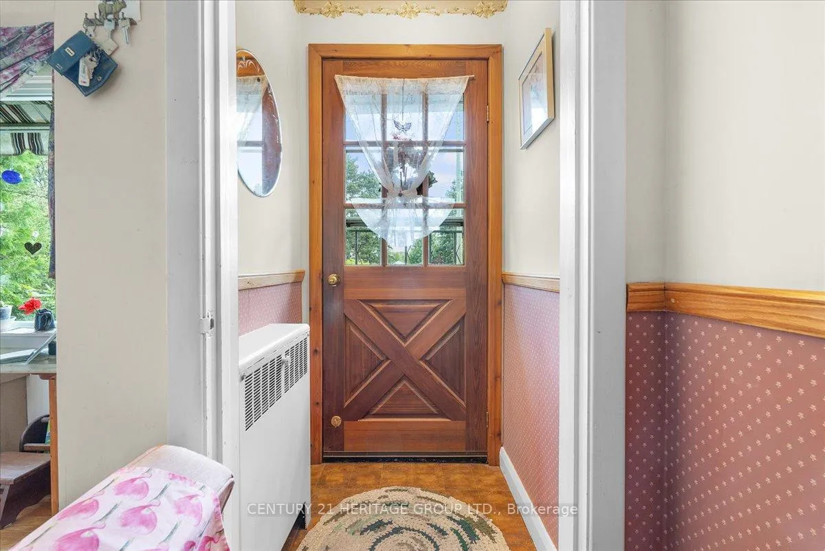 Photo 9 of 551 Evans Road, Hamilton, Waterdown — HOMEH