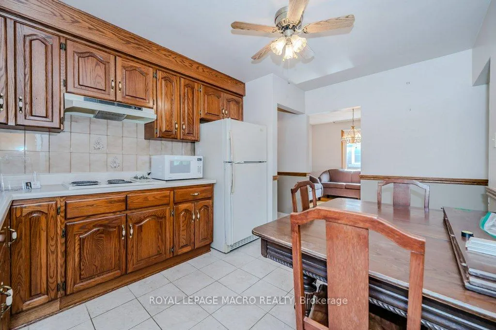 Photo 11 of 967 Mohawk Road E, Hamilton, Huntington — HOMEH