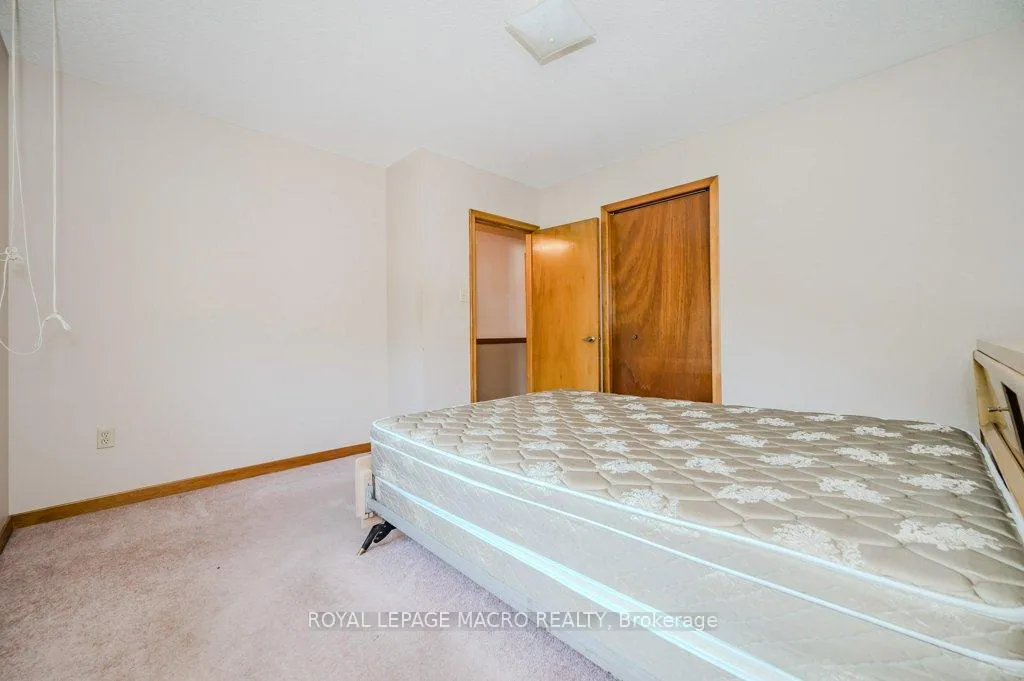 Photo 18 of 967 Mohawk Road E, Hamilton, Huntington — HOMEH