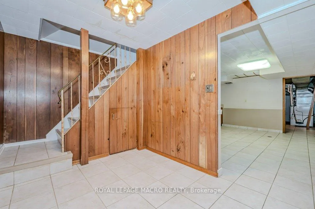 Photo 22 of 967 Mohawk Road E, Hamilton, Huntington — HOMEH