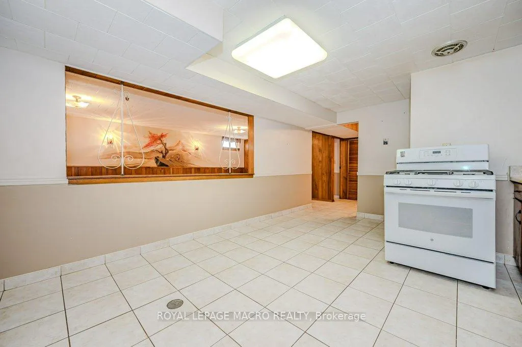 Photo 24 of 967 Mohawk Road E, Hamilton, Huntington — HOMEH