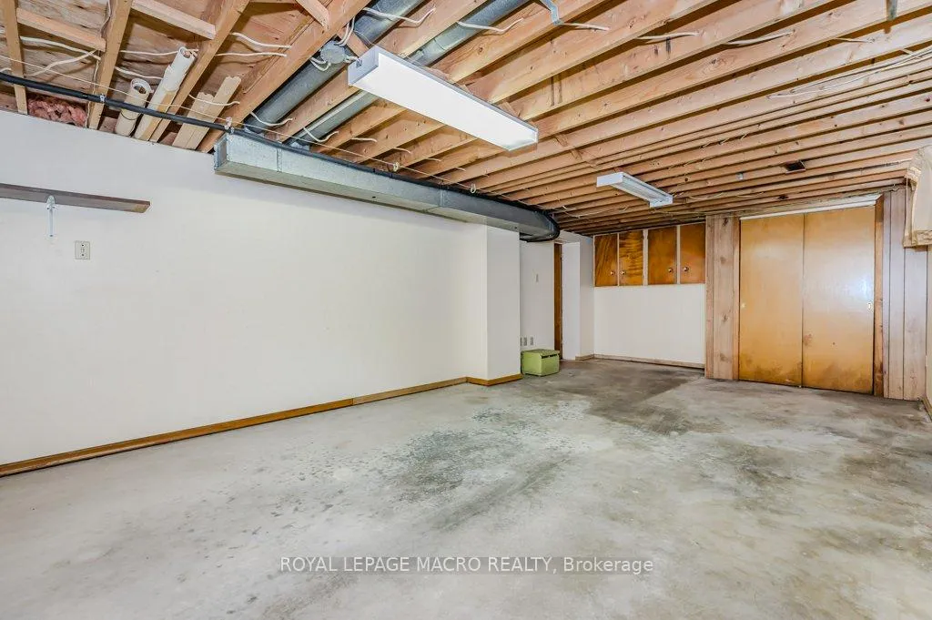 Photo 32 of 967 Mohawk Road E, Hamilton, Huntington — HOMEH
