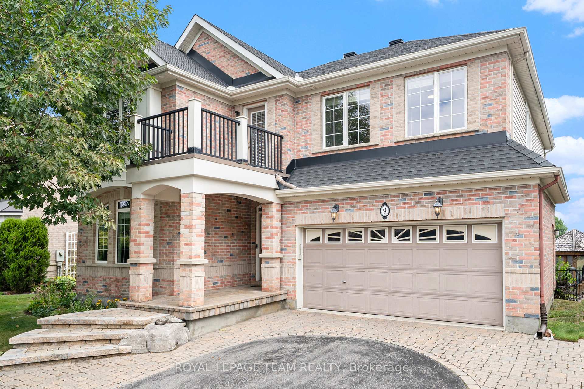 Photo 2 of 9 Fencerow Way, Ottawa, Barrhaven - Stonebridge — HOMEH