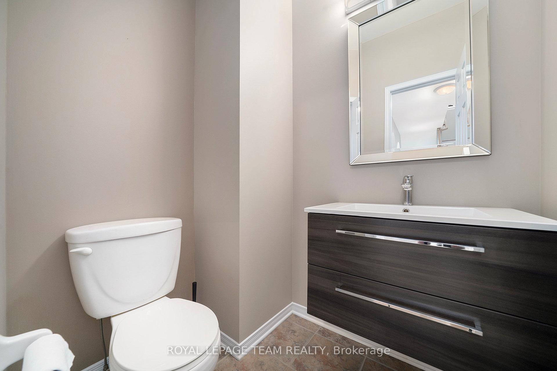 Photo 12 of 9 Fencerow Way, Ottawa, Barrhaven - Stonebridge — HOMEH