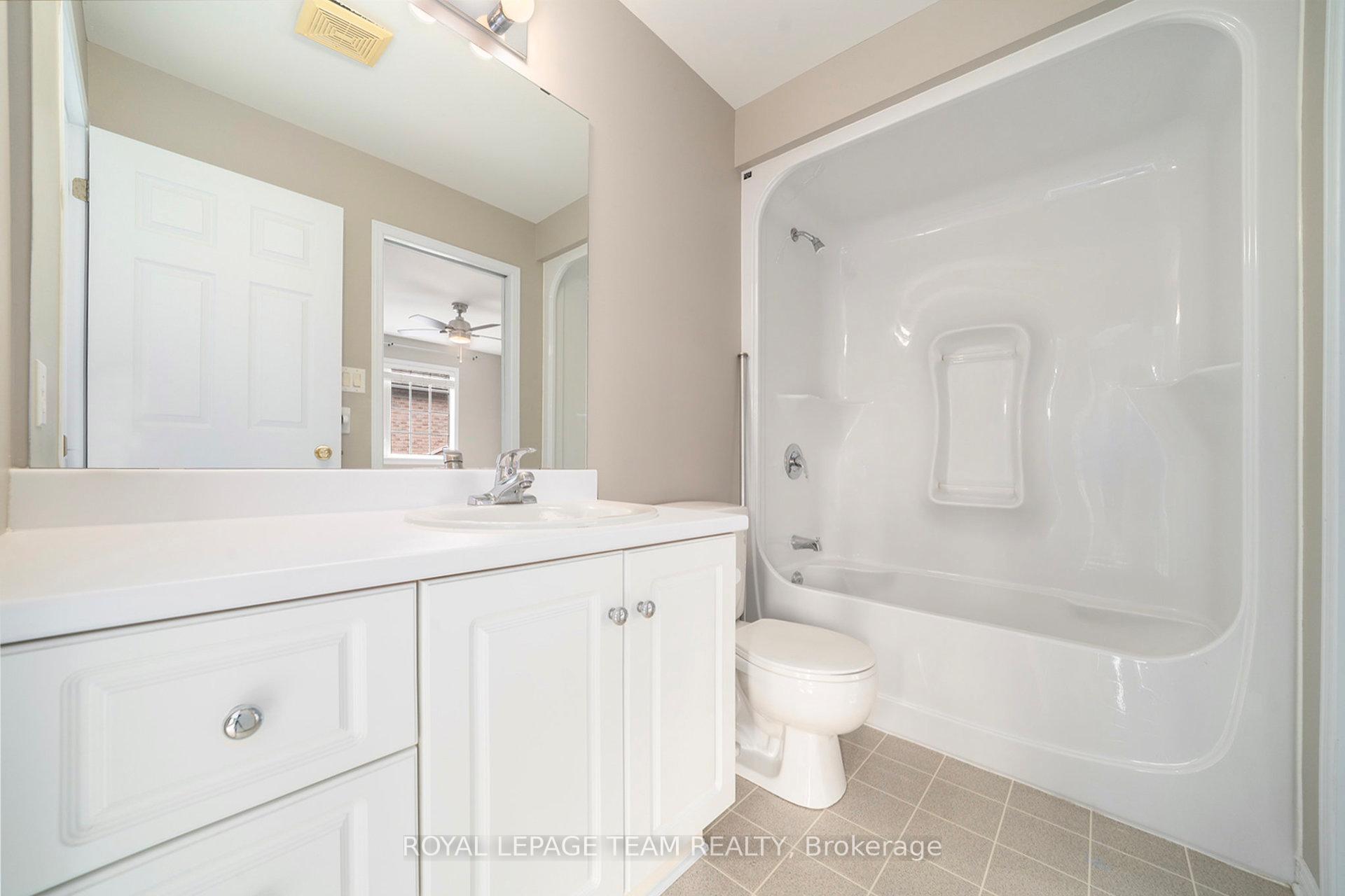 Photo 23 of 9 Fencerow Way, Ottawa, Barrhaven - Stonebridge — HOMEH