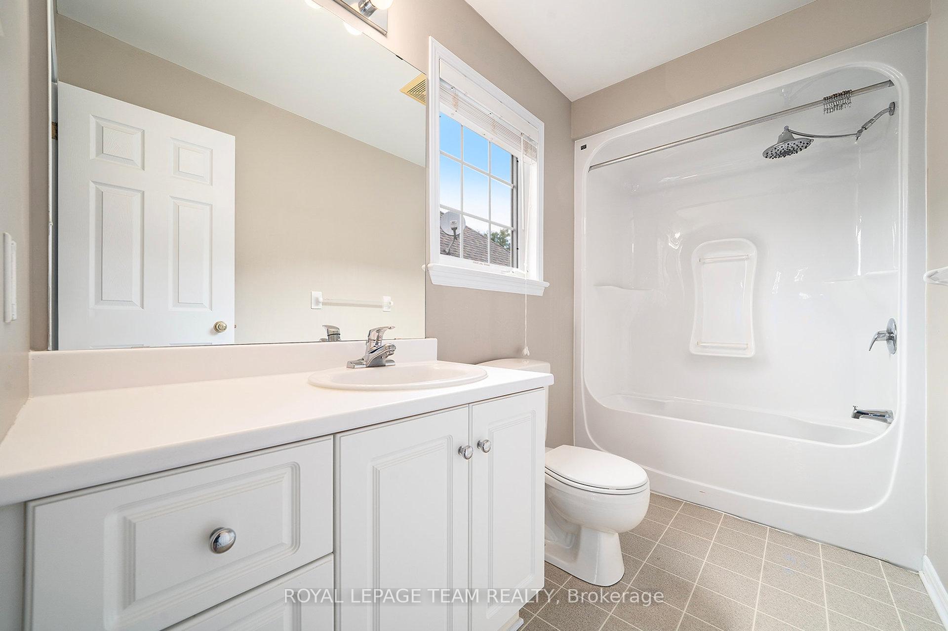 Photo 26 of 9 Fencerow Way, Ottawa, Barrhaven - Stonebridge — HOMEH