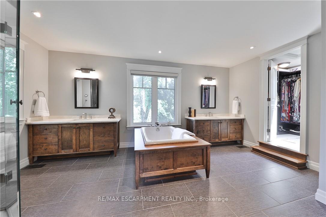 Photo 26 of 4071 Melba Place, Burlington, Shoreacres — HOMEH