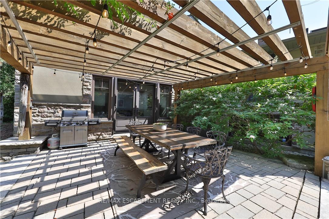 Photo 37 of 4071 Melba Place, Burlington, Shoreacres — HOMEH