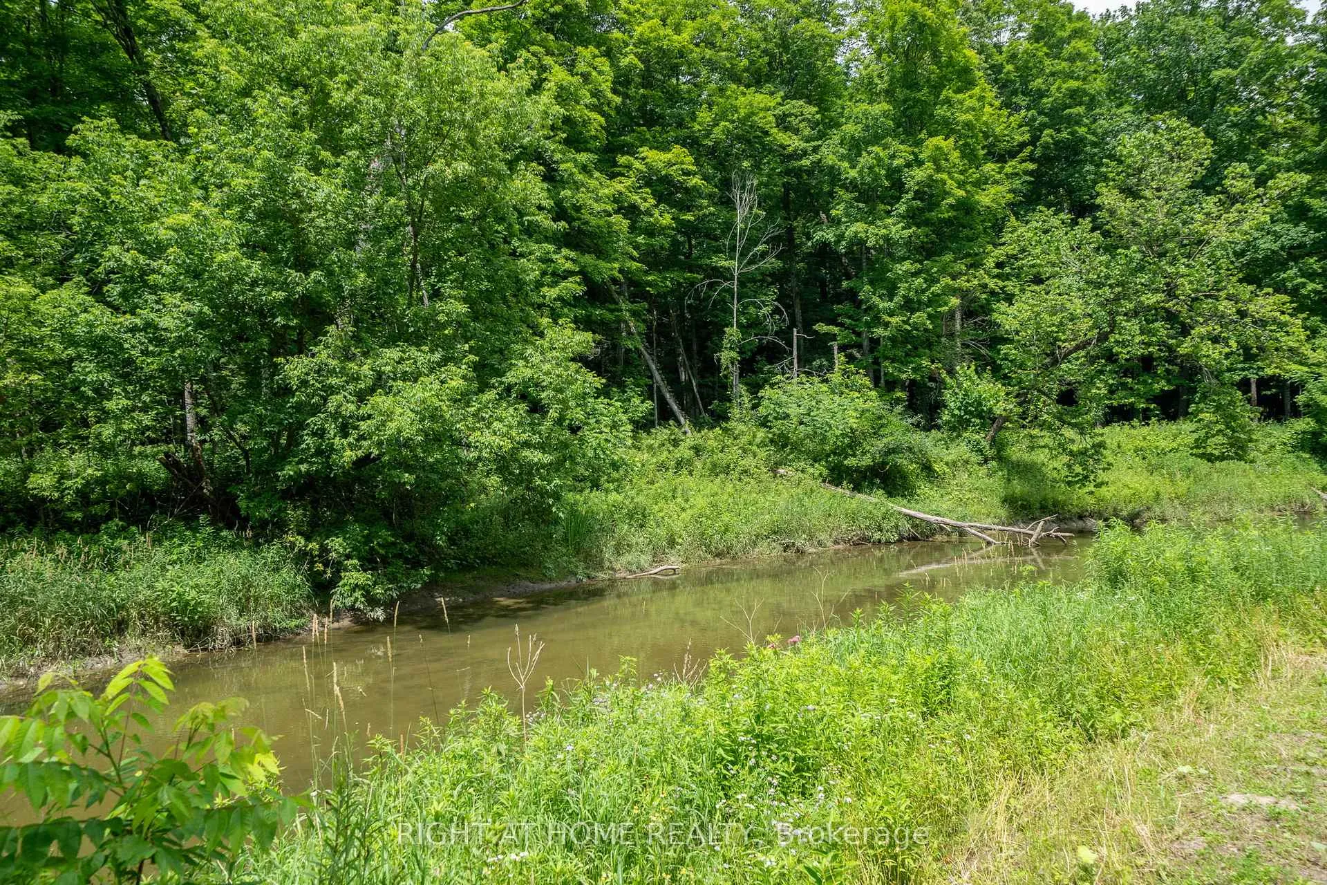 Photo 18 of 28 Klein's Ridge, Vaughan, Kleinburg — HOMEH