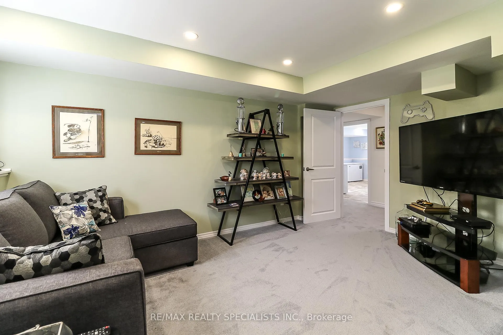 Photo 27 of 230 Roy Drive, Clearview, Stayner — HOMEH