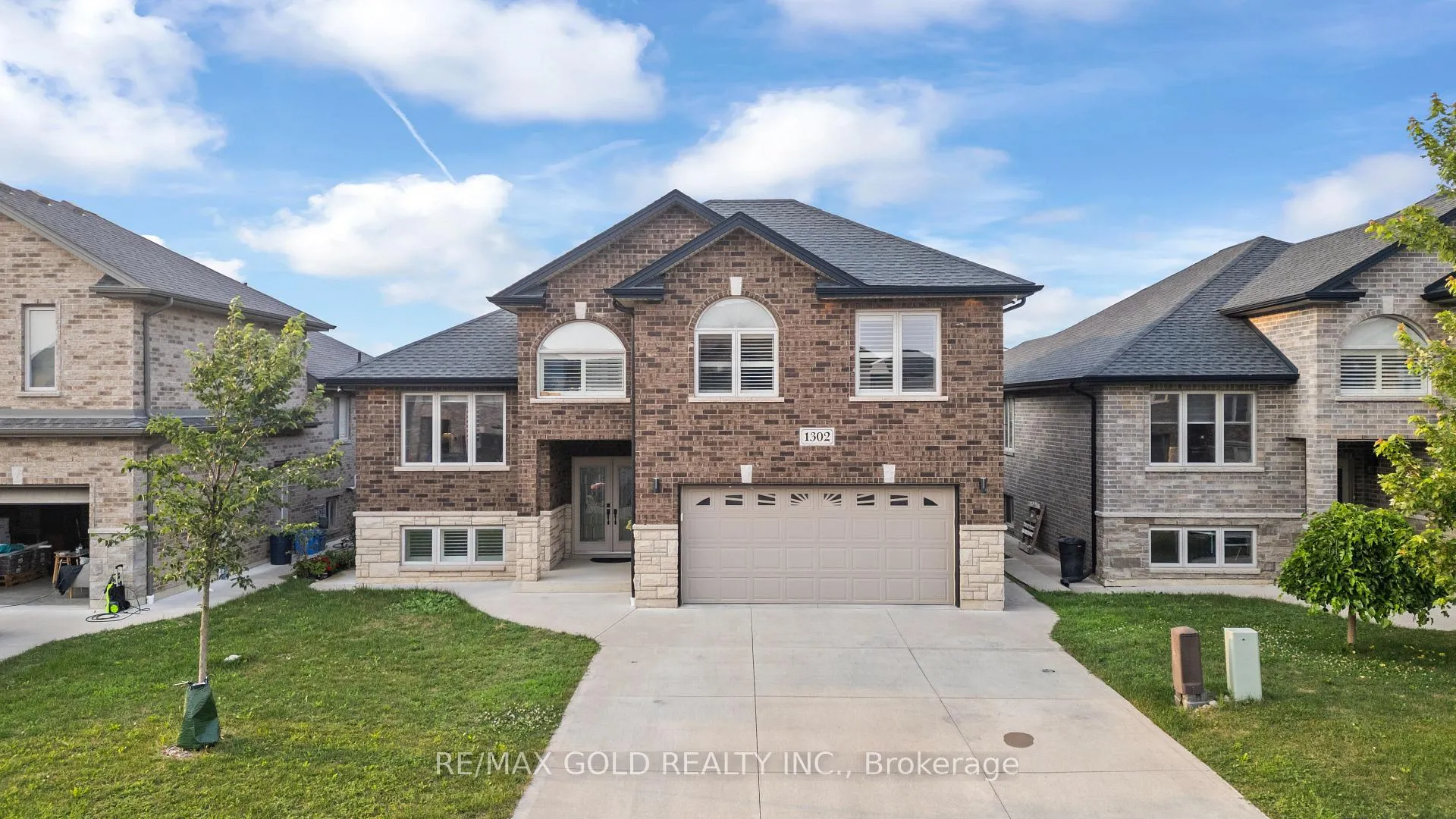 Photo 1 of 1302 Cancun Street, Windsor — HOMEH