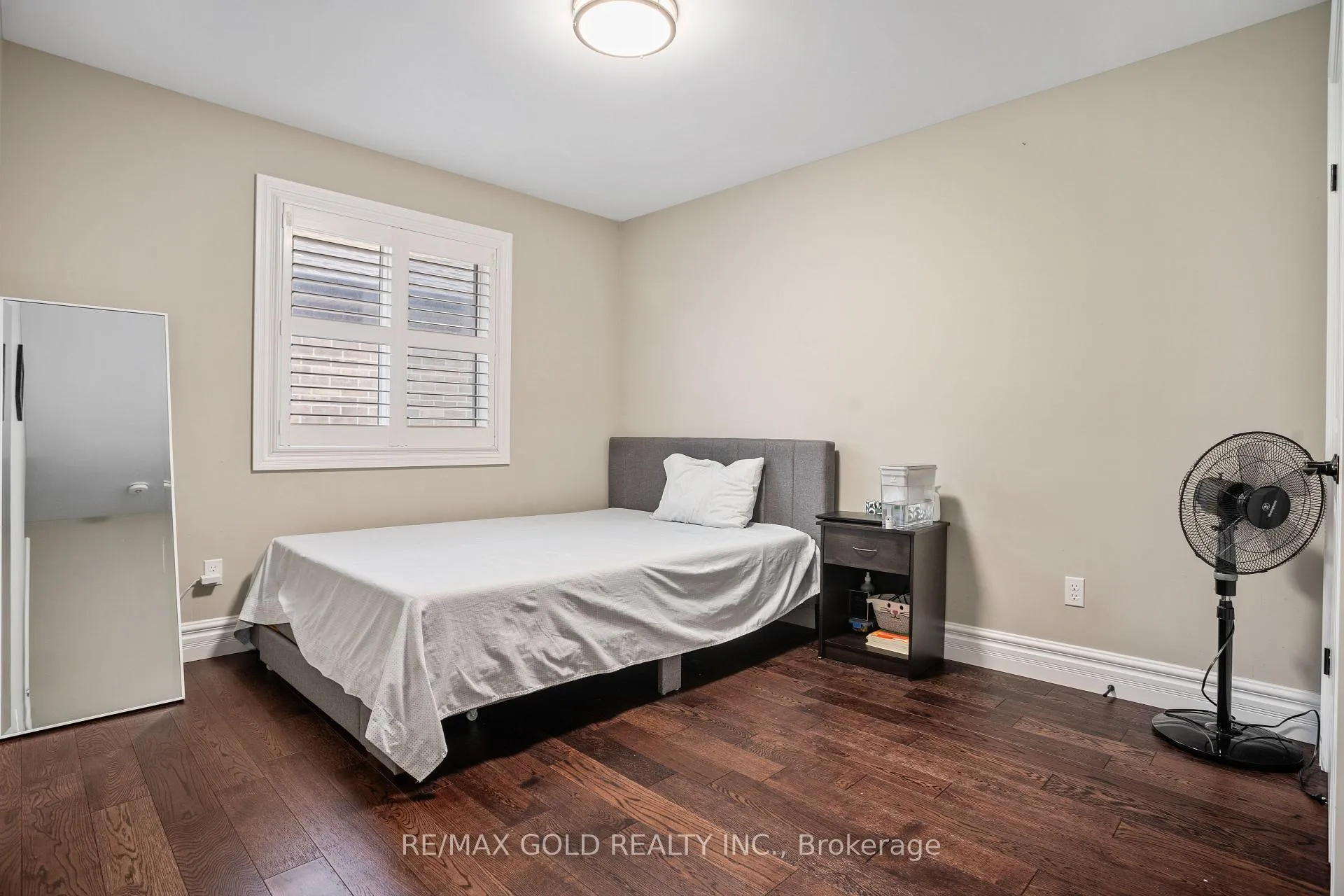 Photo 15 of 1302 Cancun Street, Windsor — HOMEH