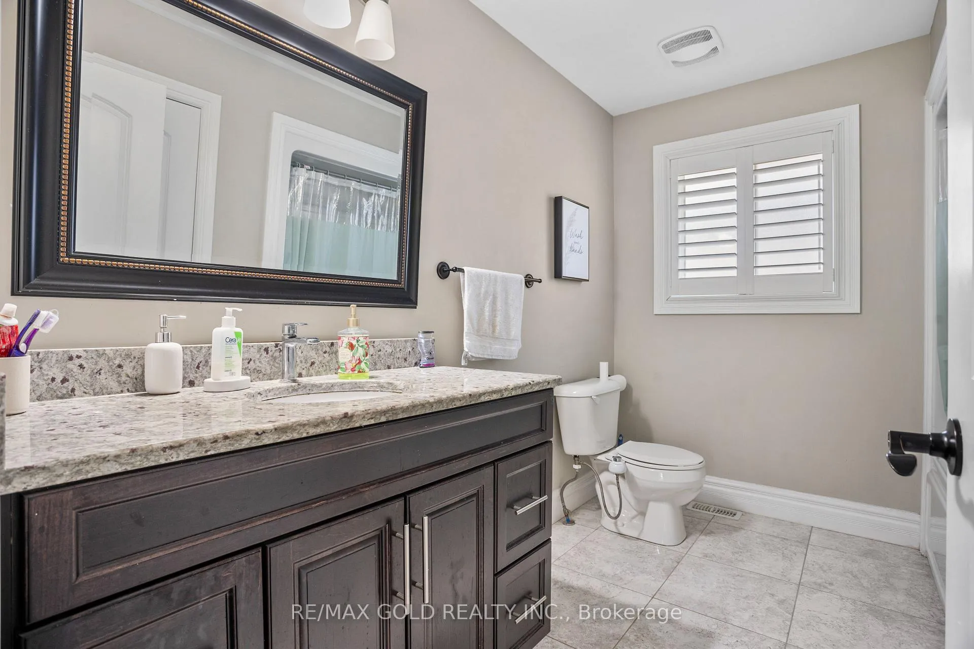 Photo 16 of 1302 Cancun Street, Windsor — HOMEH