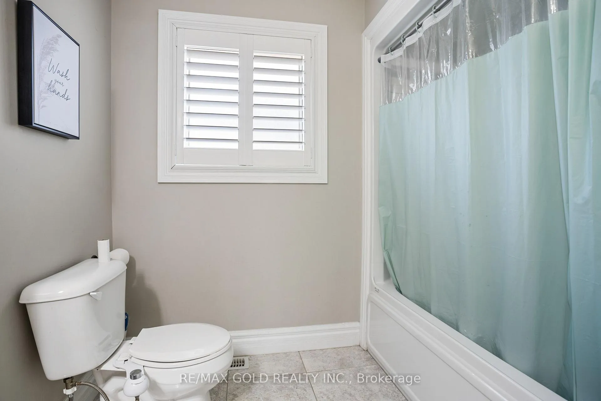 Photo 17 of 1302 Cancun Street, Windsor — HOMEH