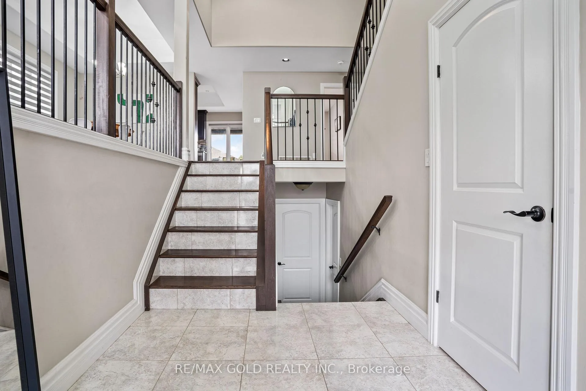 Photo 25 of 1302 Cancun Street, Windsor — HOMEH