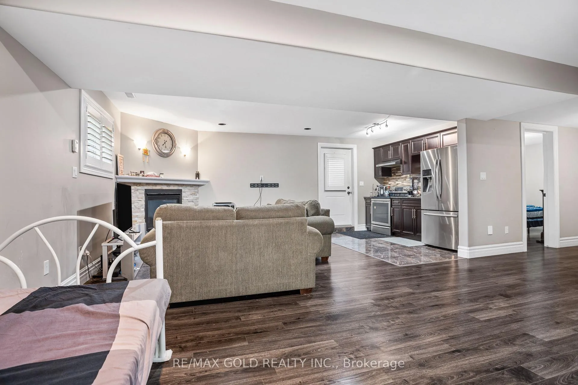 Photo 38 of 1302 Cancun Street, Windsor — HOMEH