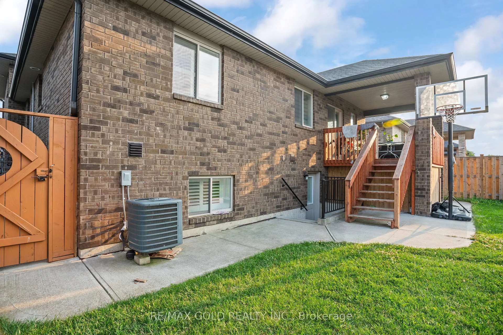 Photo 40 of 1302 Cancun Street, Windsor — HOMEH