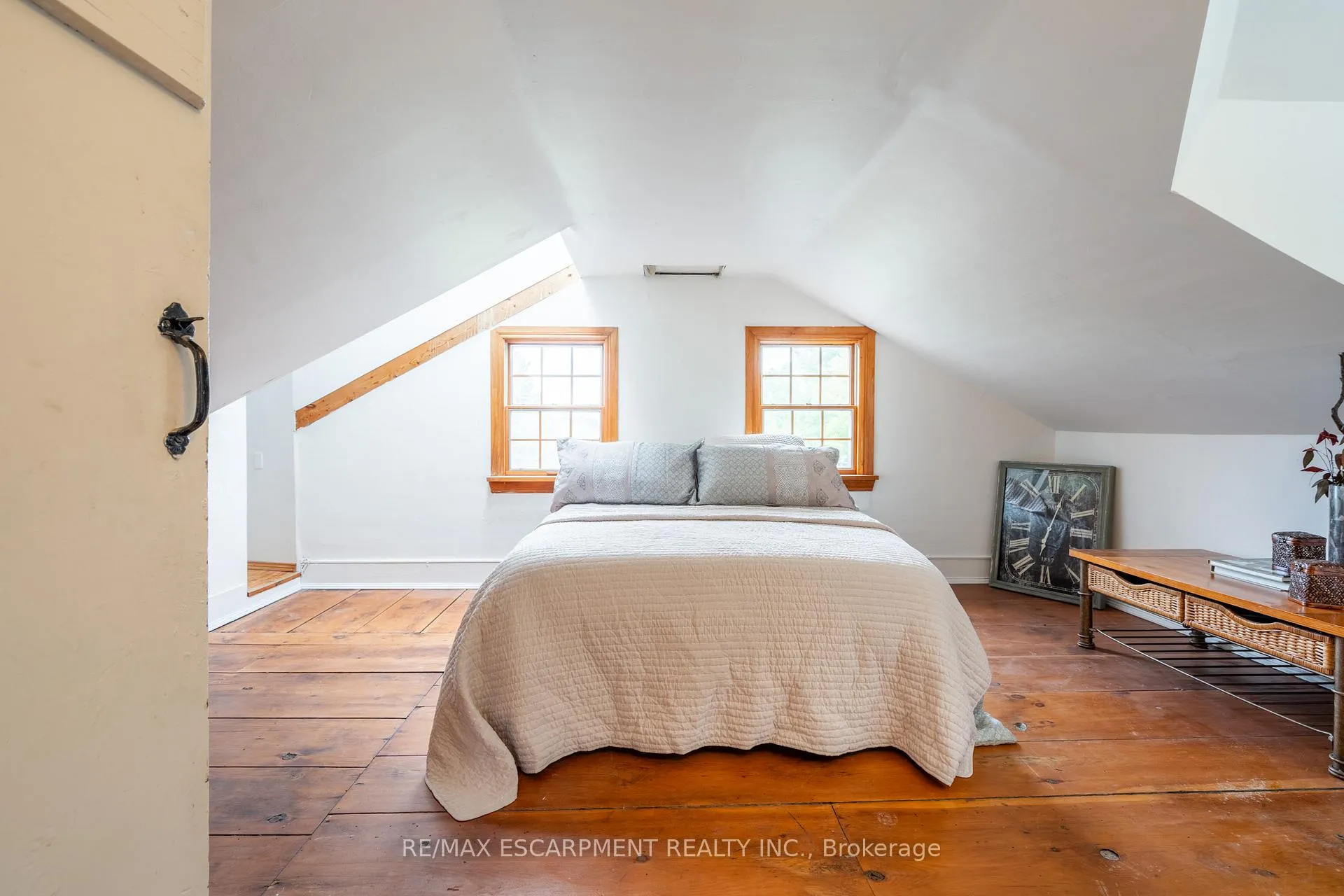 Photo 19 of 65 7th Concession Road E, Hamilton, Rural Flamborough — HOMEH